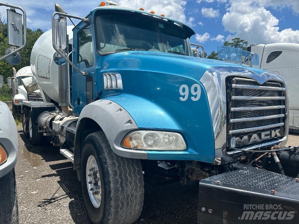 Mack GU 800 Camion altro