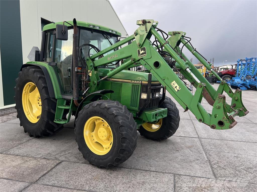 John Deere 6200 Trattori