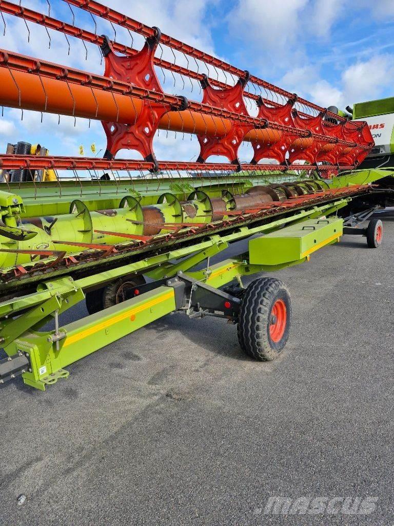 CLAAS Lexion 670 Mietitrebbiatrici