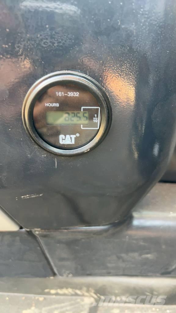CAT 325 D Escavatori cingolati