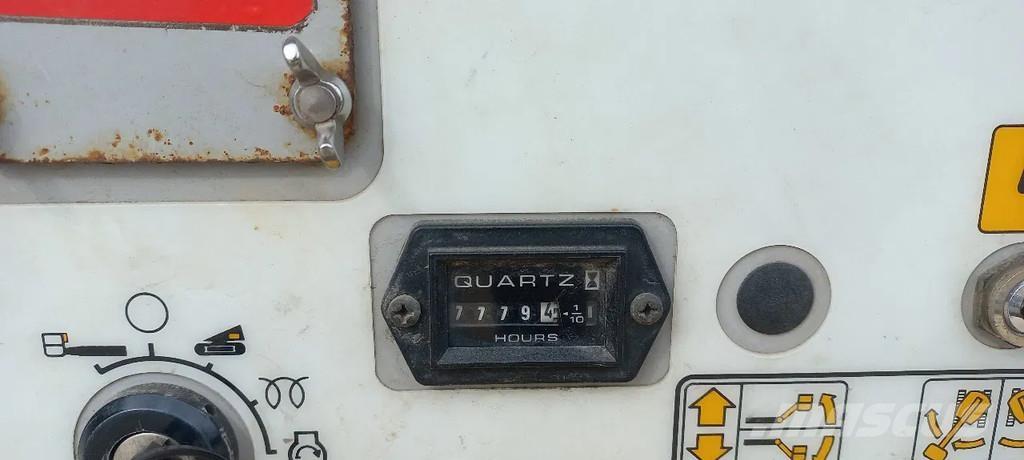 Aichi SR 12 B Piattaforme a braccio telescopico