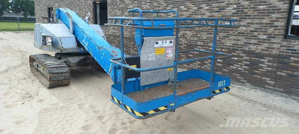 Aichi SR 12 B Piattaforme a braccio telescopico