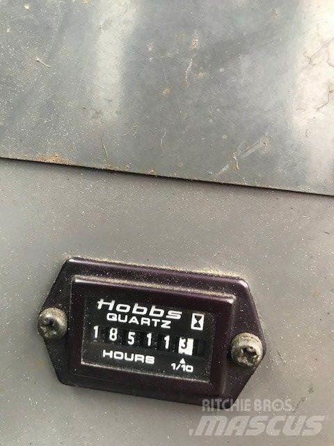 Kobelco CKE 800 Gru cingolate