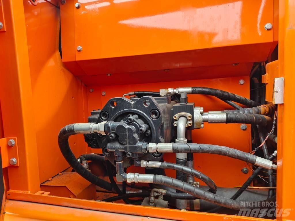 Doosan DX 225 LC-9C Escavatori cingolati