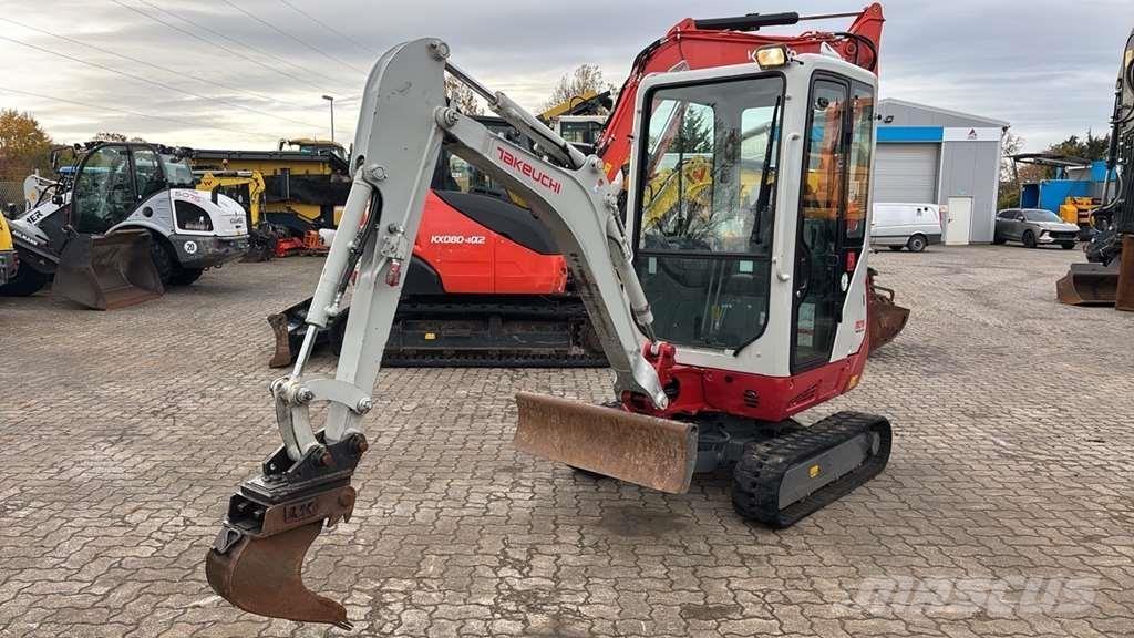 Takeuchi TB216 Miniescavatori