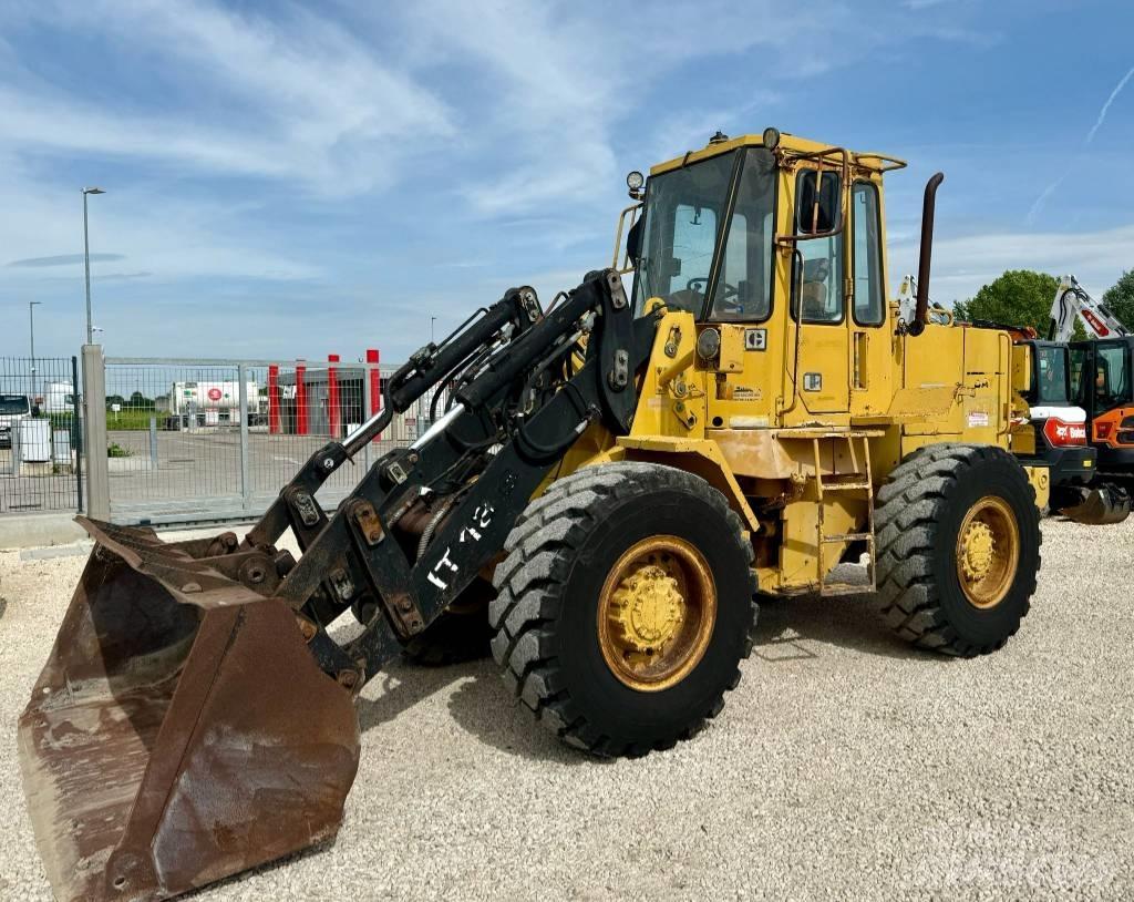 CAT IT 18 B Pale gommate