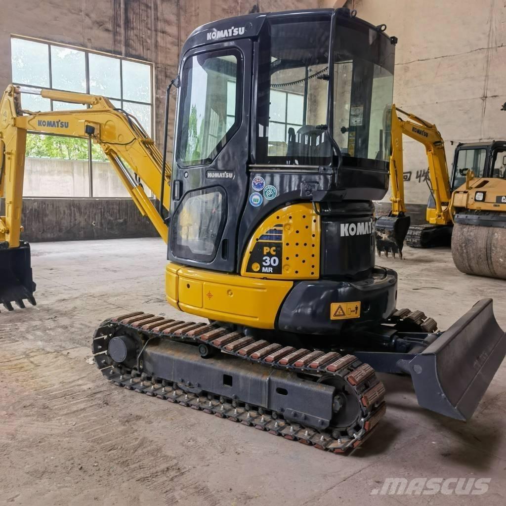 Komatsu PC30 Escavatori cingolati