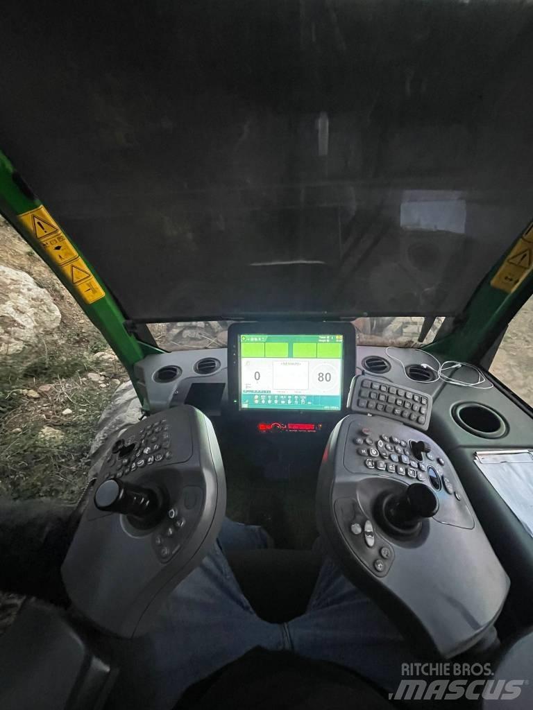 John Deere 1270 G Abbattitrici, Disboscatrici