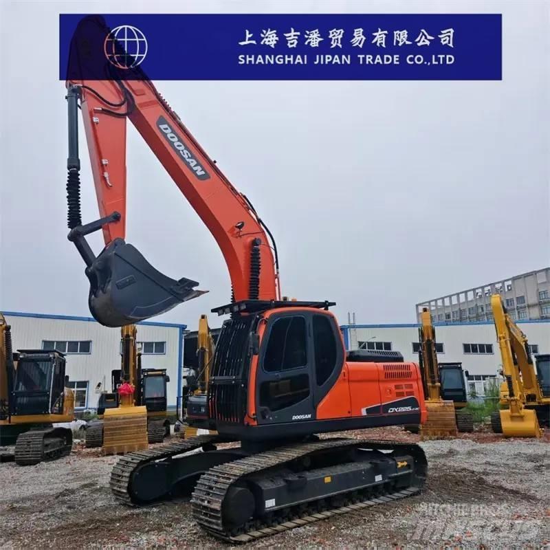 Doosan DX 225 Escavatori cingolati