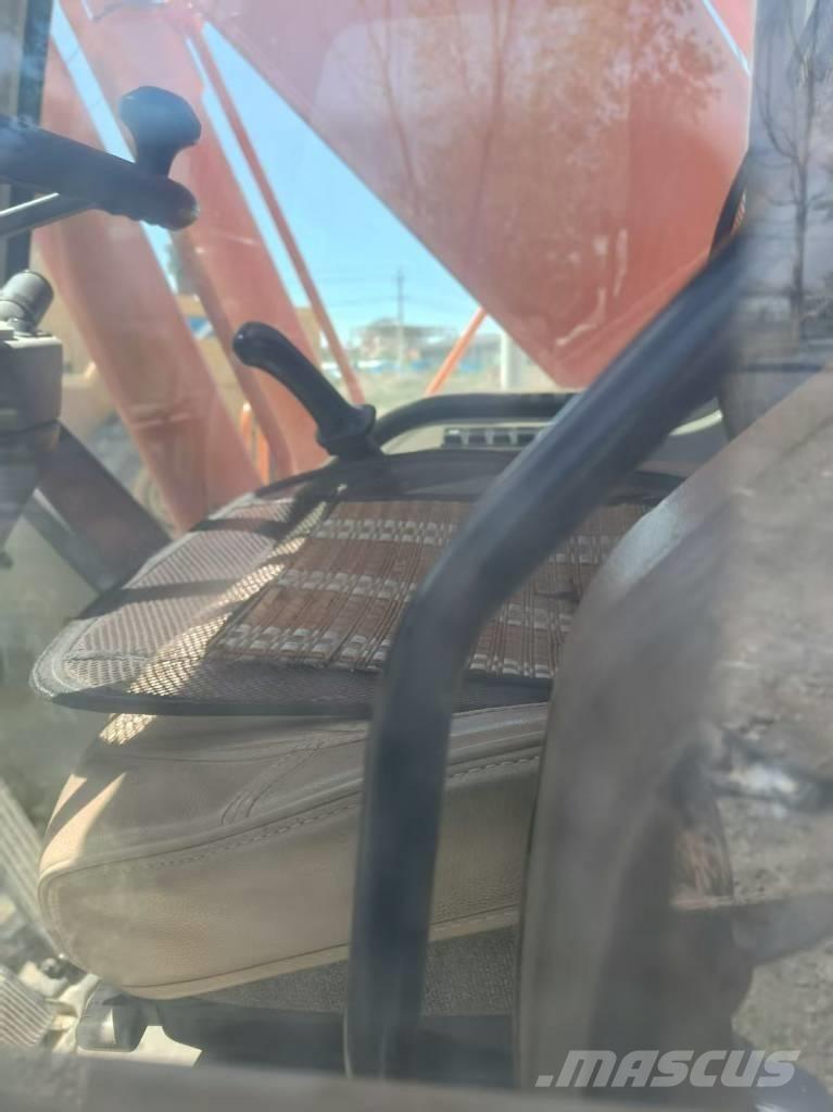 Doosan DH210W-7 Escavatori gommati