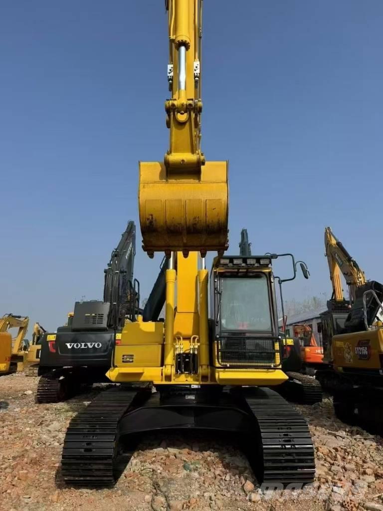 Komatsu PC 220-8 Escavatori cingolati