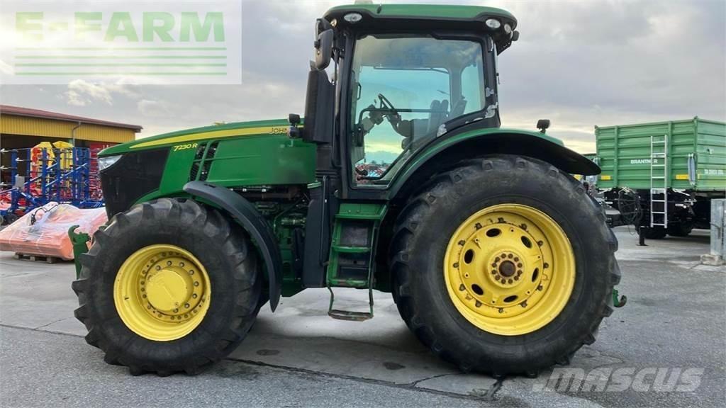 John Deere 7230R Trattori