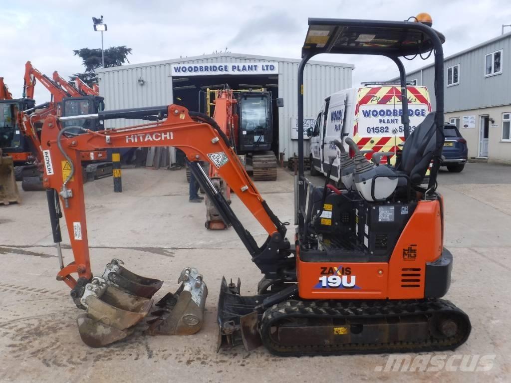 Hitachi ZX 19 U-6 Miniescavatori