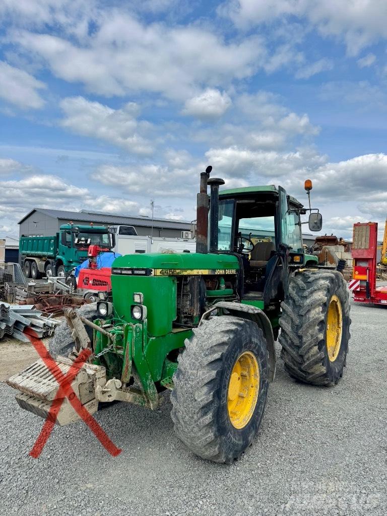 John Deere 4455 Trattori