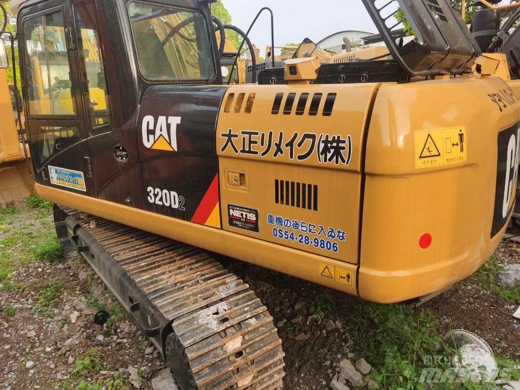 CAT 320 D2 Escavatori cingolati