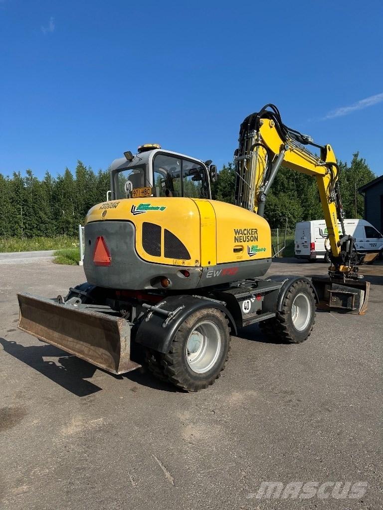 Wacker Neuson EW 100 Escavatori gommati