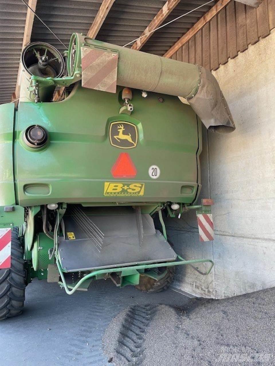 John Deere S 680 i Mietitrebbiatrici