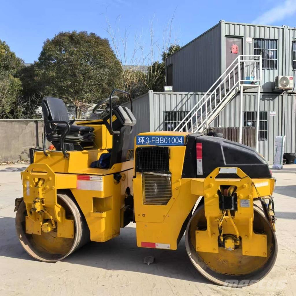 Dynapac CC 142 Rulli a doppio tamburo