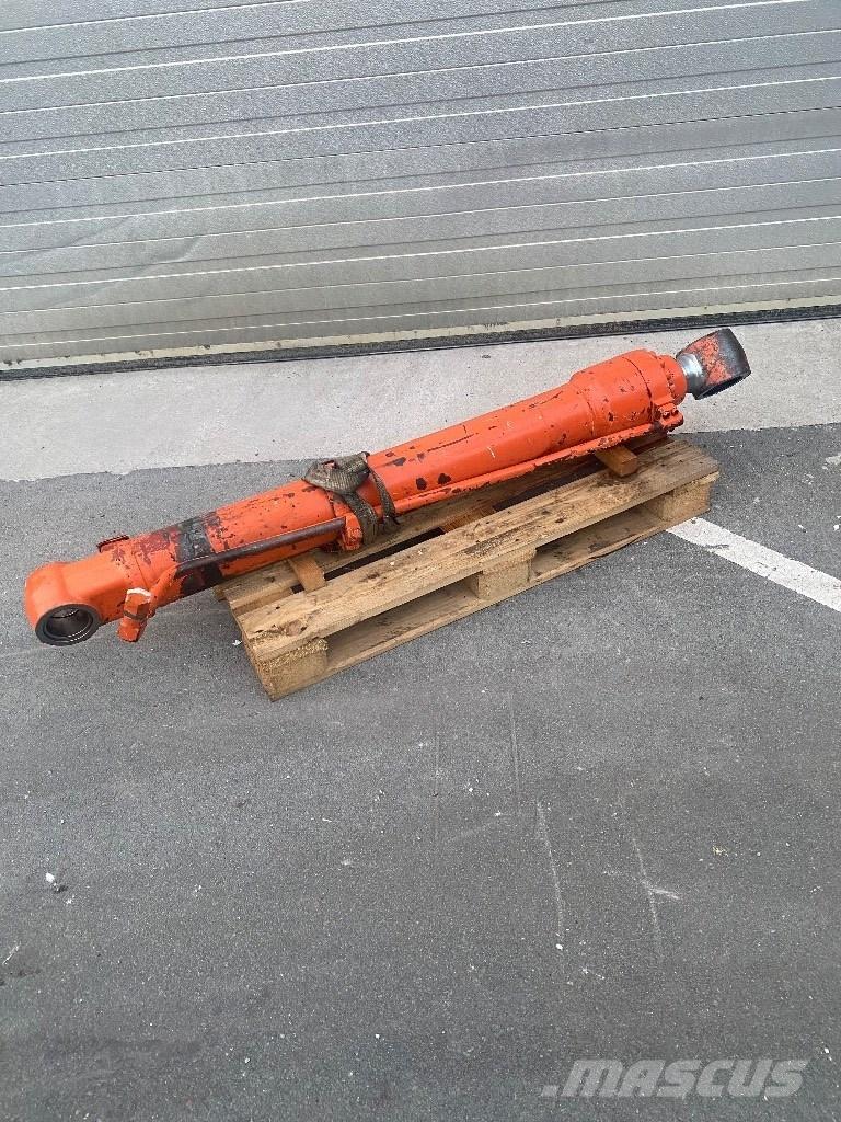 Hitachi ZX 250 LC Escavatori cingolati