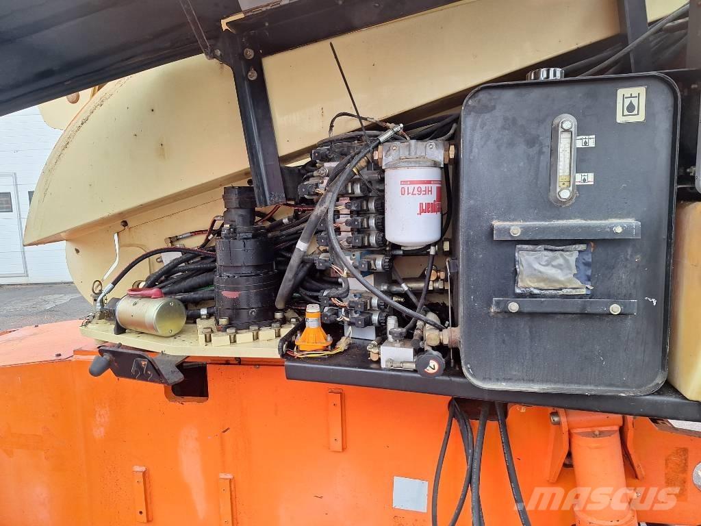 JLG 660 SJ 4x4x4 Piattaforme a braccio articolato