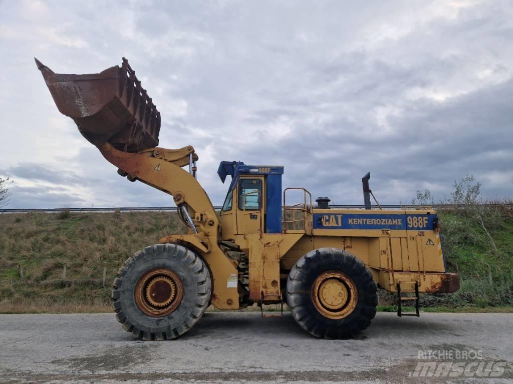 CAT 988 F Pale gommate