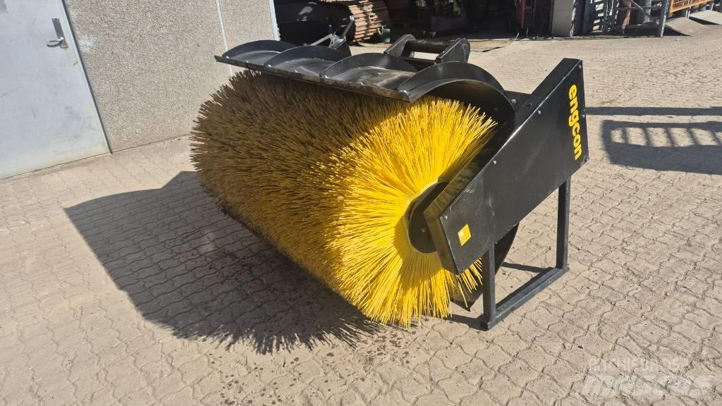 Engcon sweeper Spazzatrici