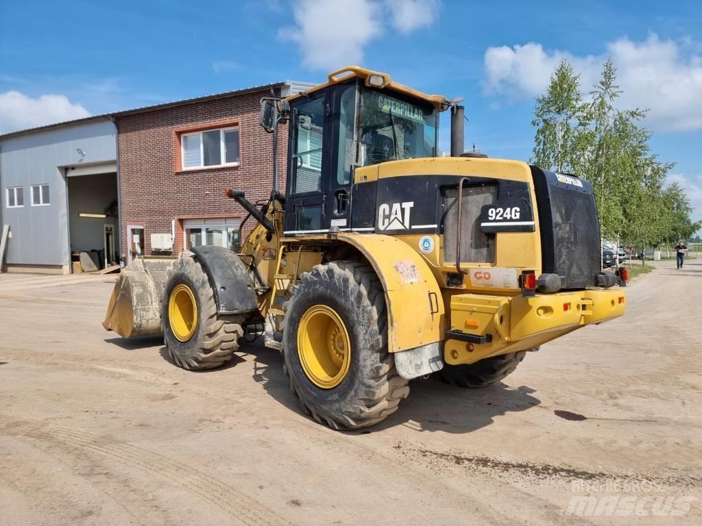 CAT 924 G Pale gommate