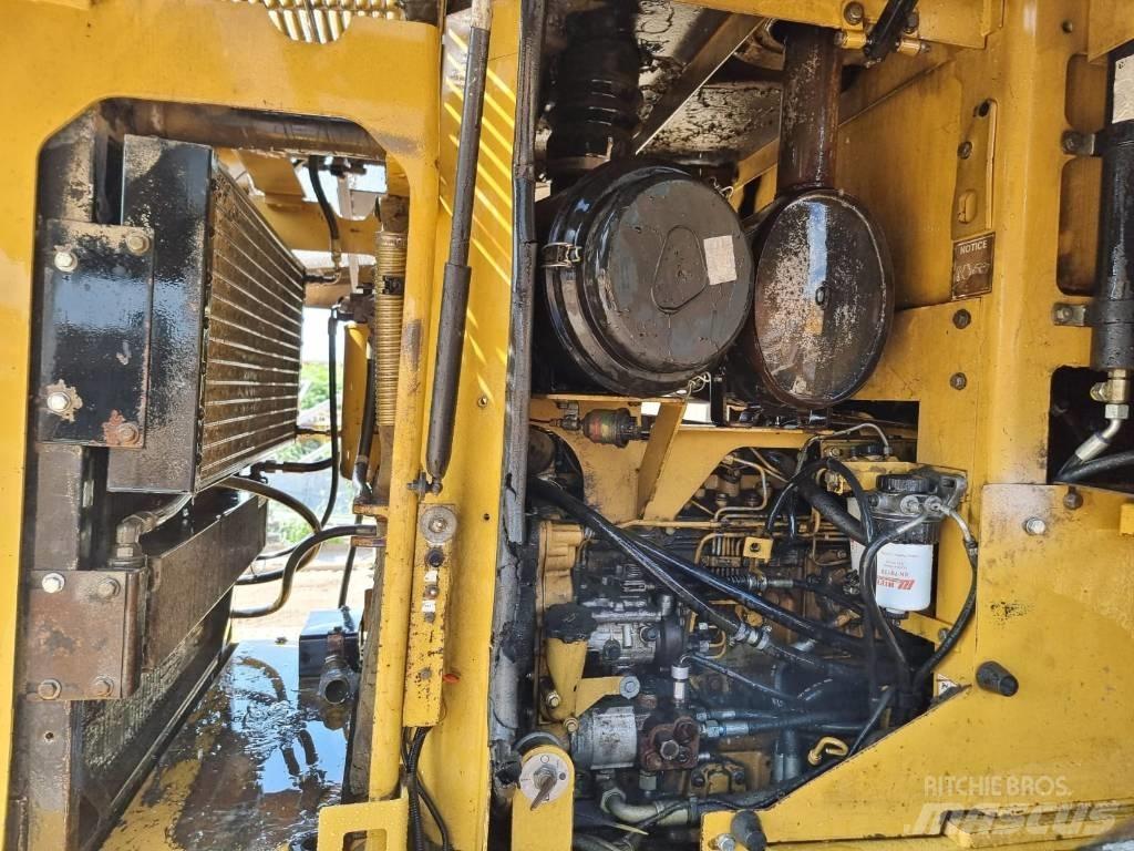 CAT 924 G Pale gommate