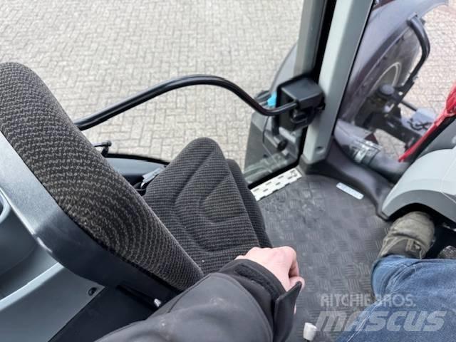 Valtra N134 Hitech Trattori