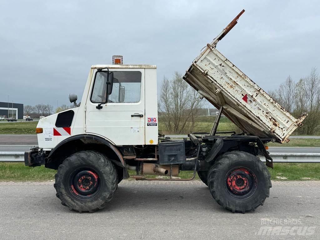 Mercedes-Benz 424 Camion ribaltabili