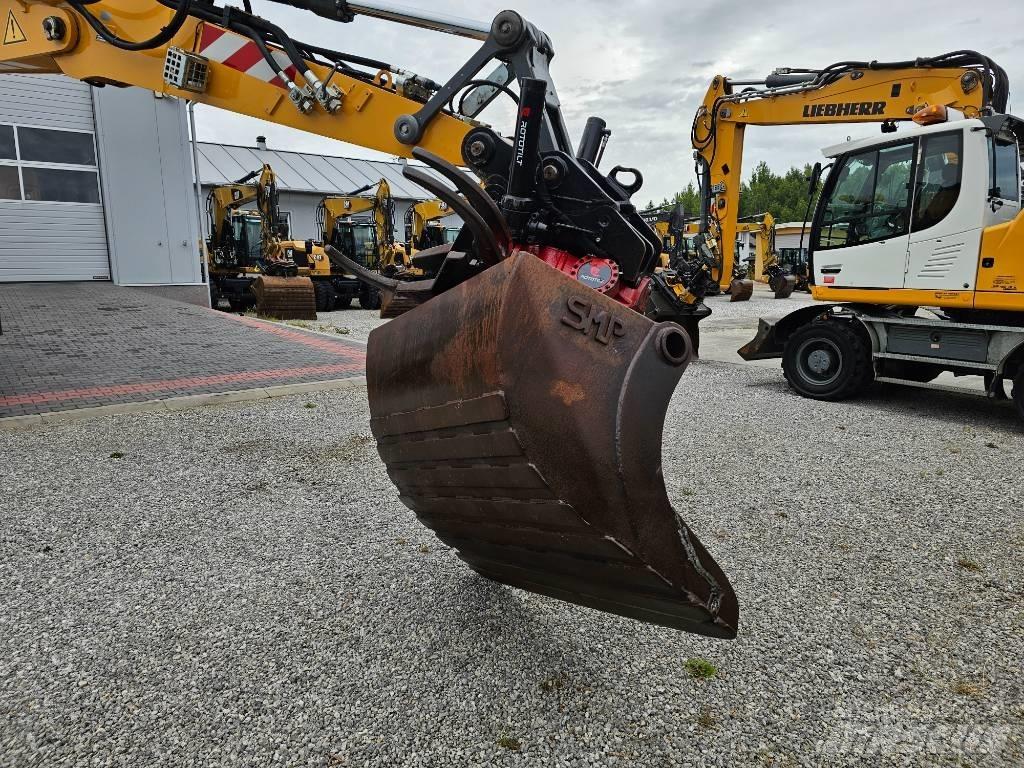 Liebherr A 916 Escavatori gommati