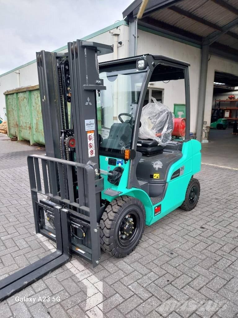 Mitsubishi FG 25 N Carrelli elevatori GPL