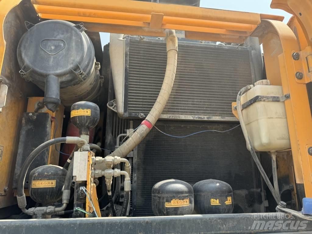 Hyundai R 150 W-9 Escavatori gommati