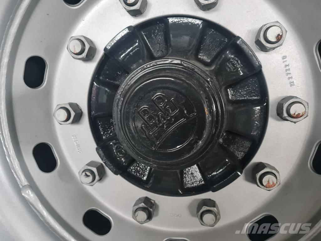 Zaslaw D 737-10 Rimorchi multiuso