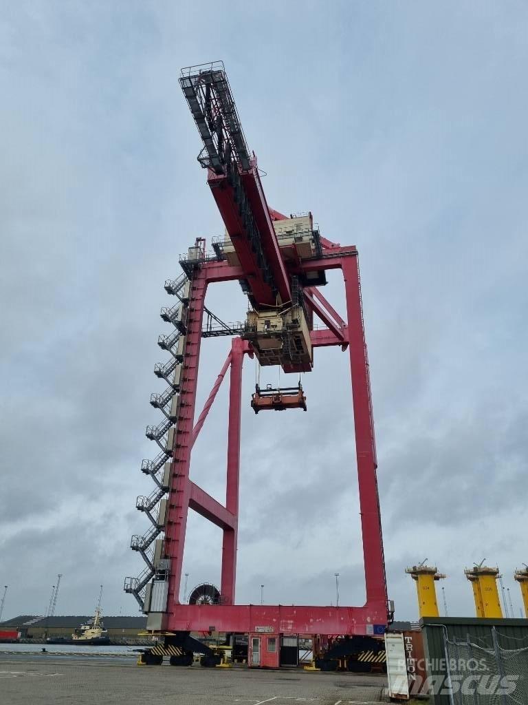 Konecranes STS Gru portuali