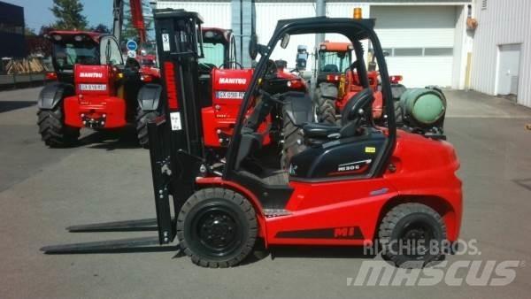 Manitou MI30G ST5 Elevatore per esterni