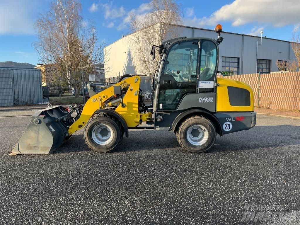 Wacker Neuson WL 32 Pale gommate