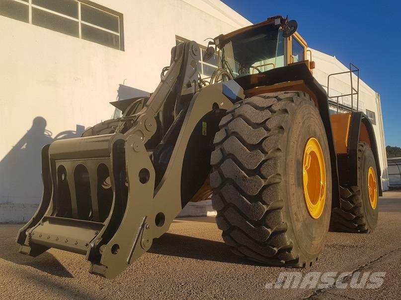 Volvo L220E Pale gommate