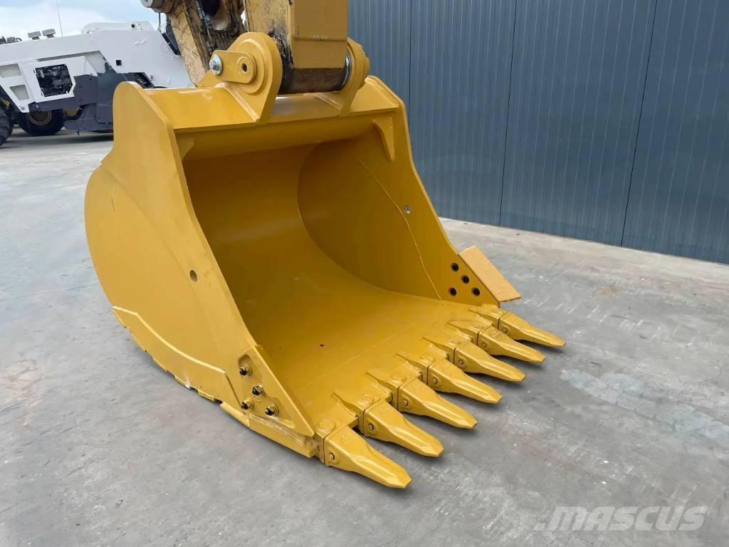 CAT 350 TB Benne