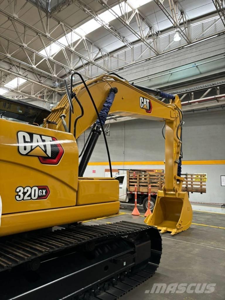 CAT 320 Escavatori cingolati