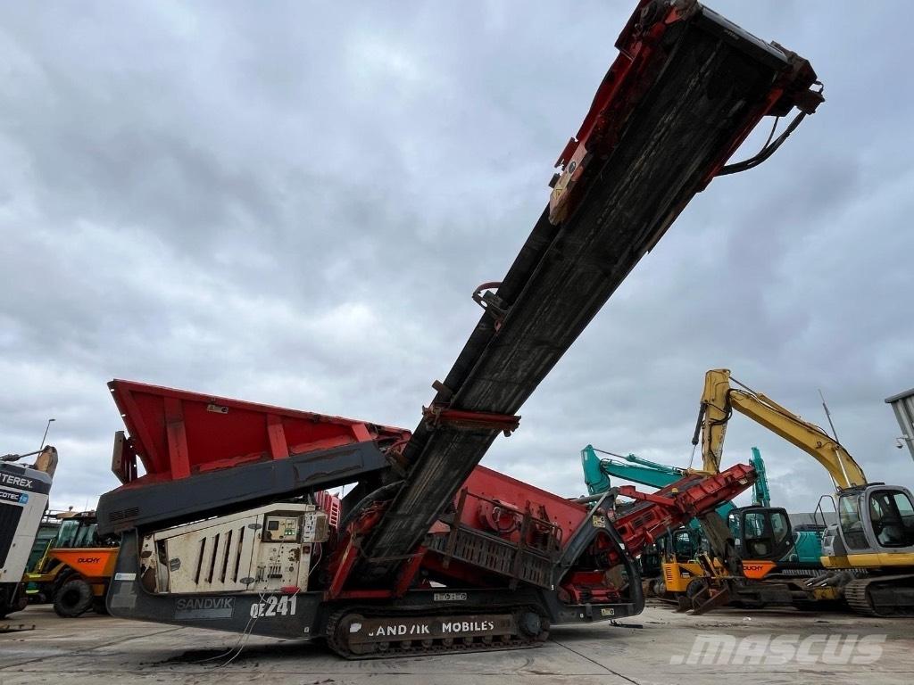 Sandvik QE 241 Vagli vibranti