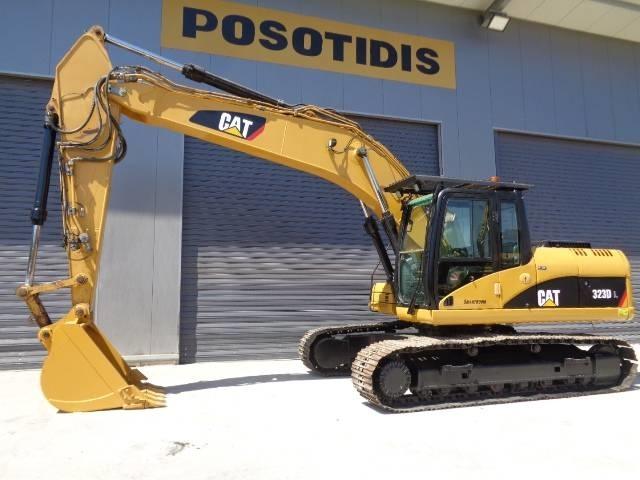 CAT 323 D L Escavatori cingolati