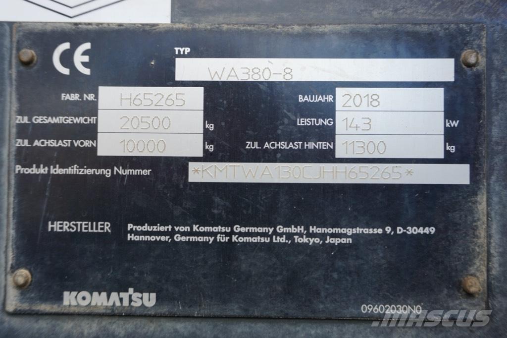 Komatsu WA 380-8 Pale gommate