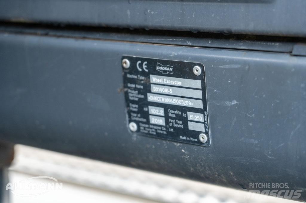 Doosan DX140W-5 Escavatori gommati