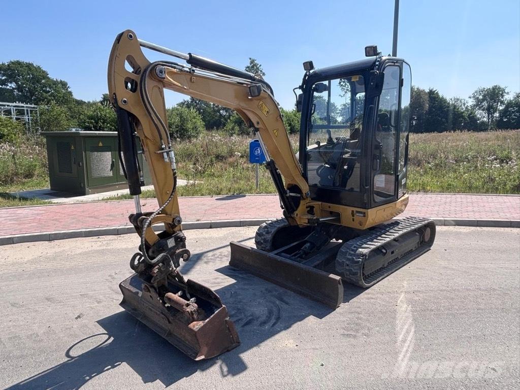 CAT 302.7D Miniescavatori