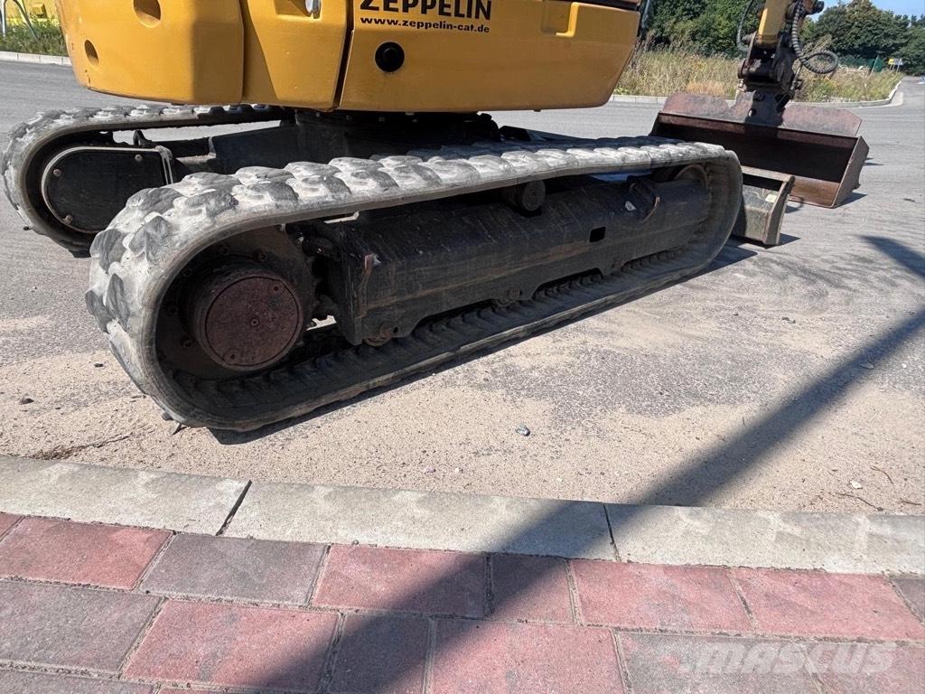 CAT 302.7D Miniescavatori