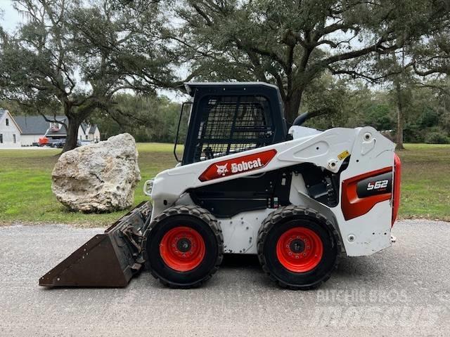 Bobcat S 62 Mini Pale Gommate