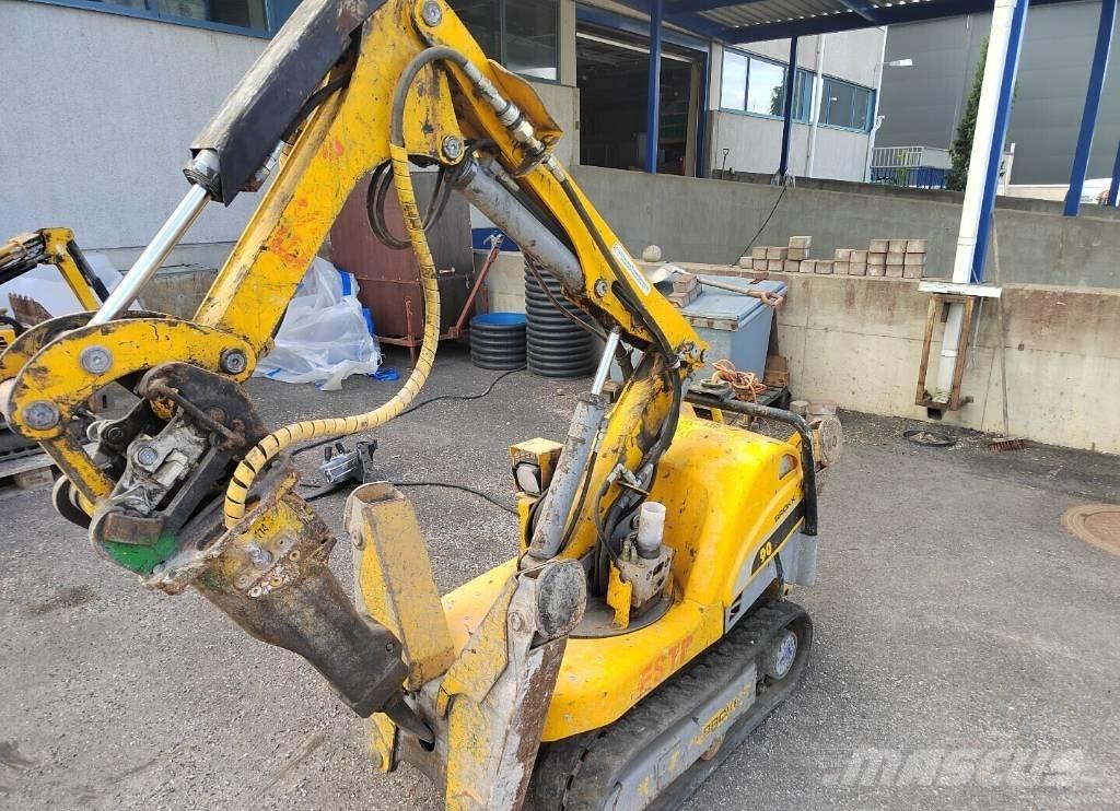 Brokk 90 Escavatori da demolizione