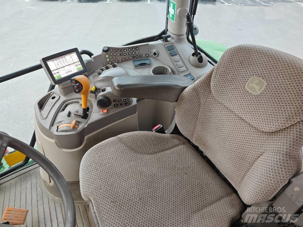 John Deere 6215 R Trattori