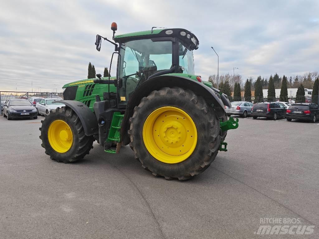 John Deere 6215 R Trattori